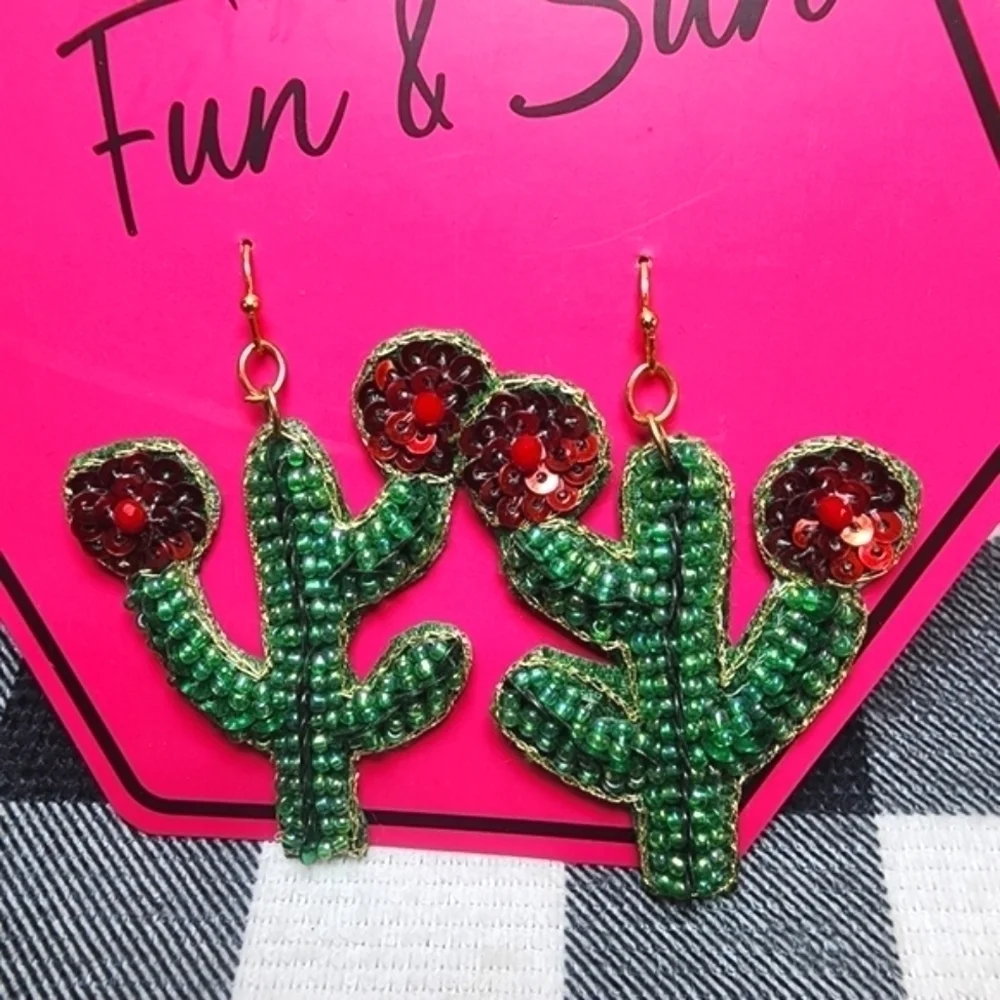 FUN & SUN Sequined Cactus Earrings